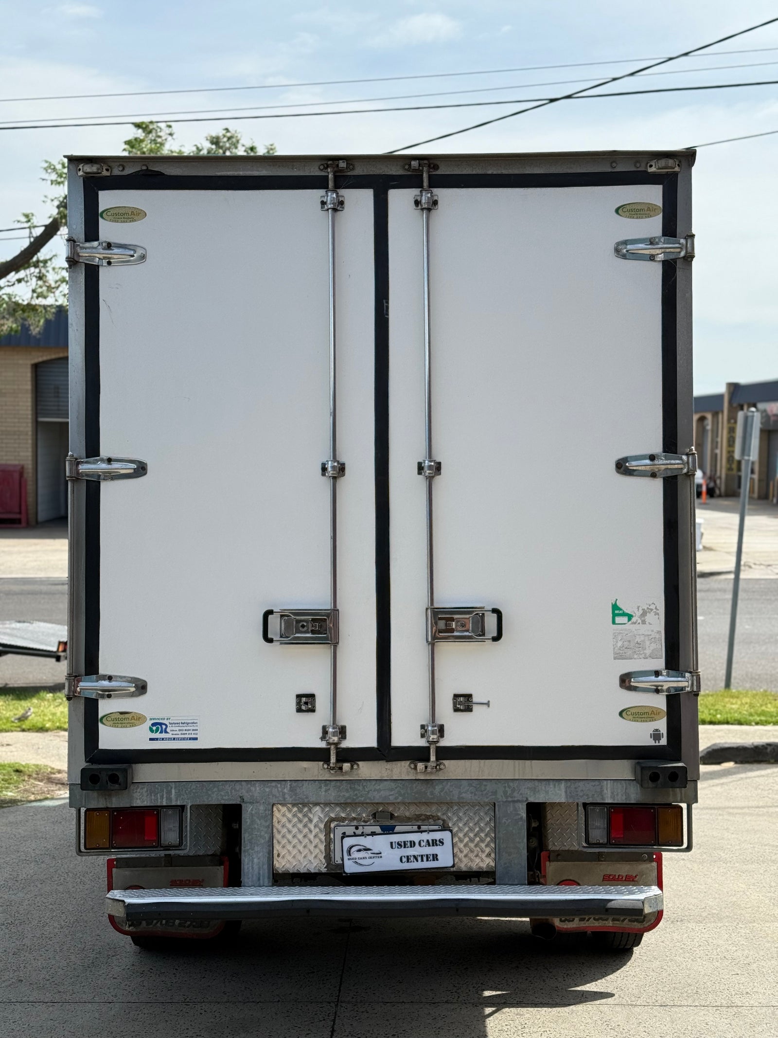 2008 Isuzu NPR 200 Medium