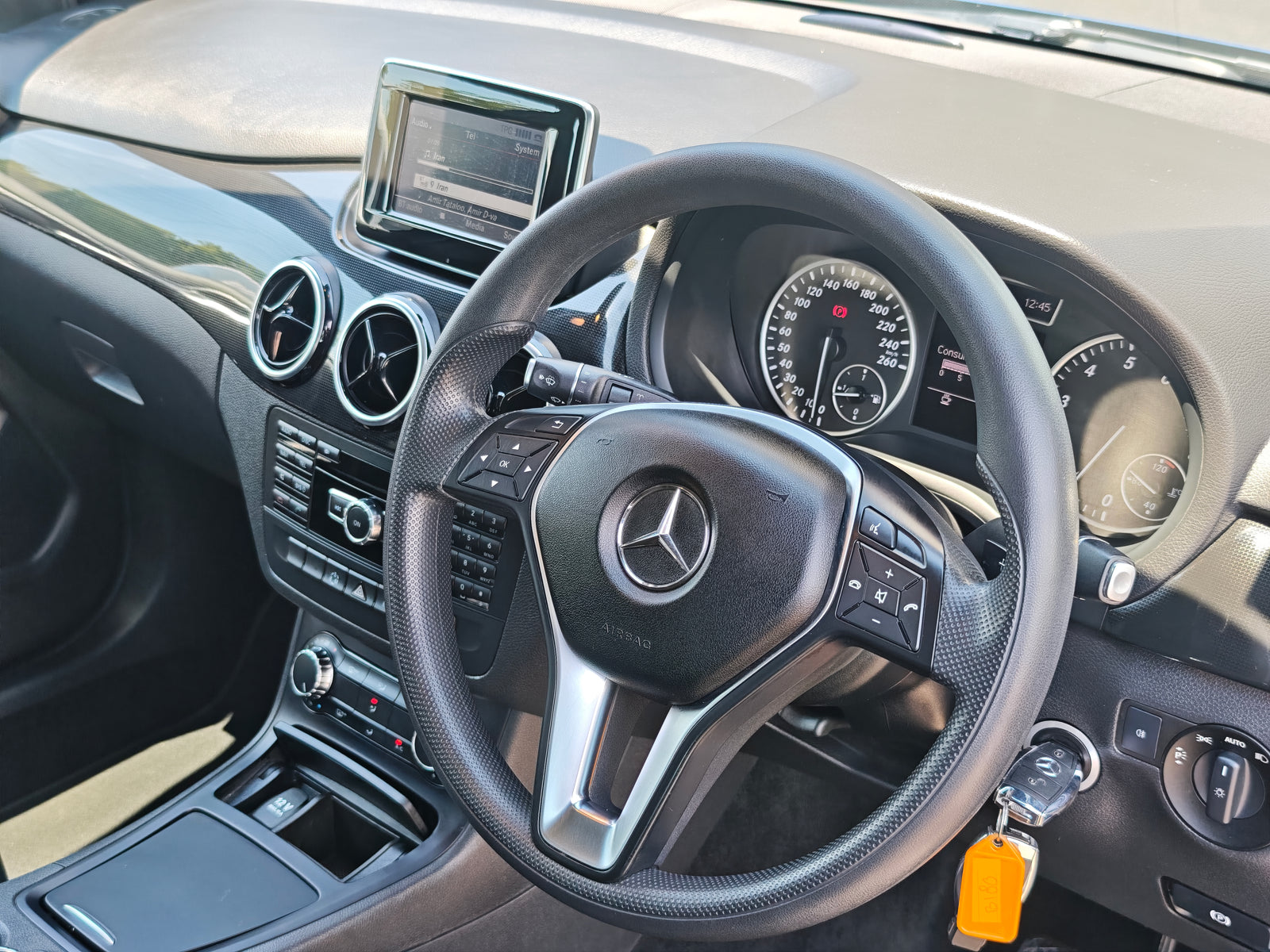 2013 Mercedes-Benz B180