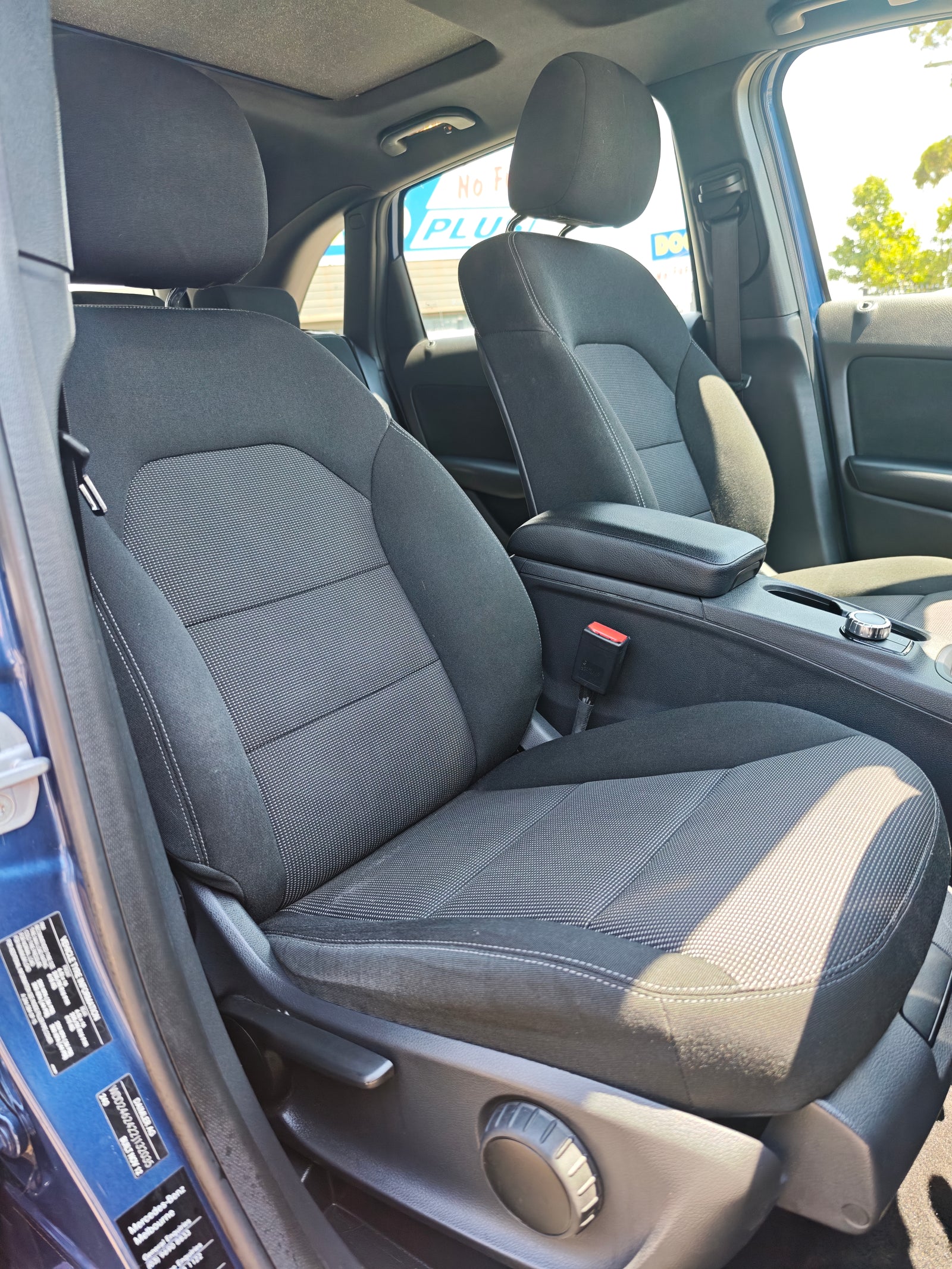 2013 Mercedes-Benz B180