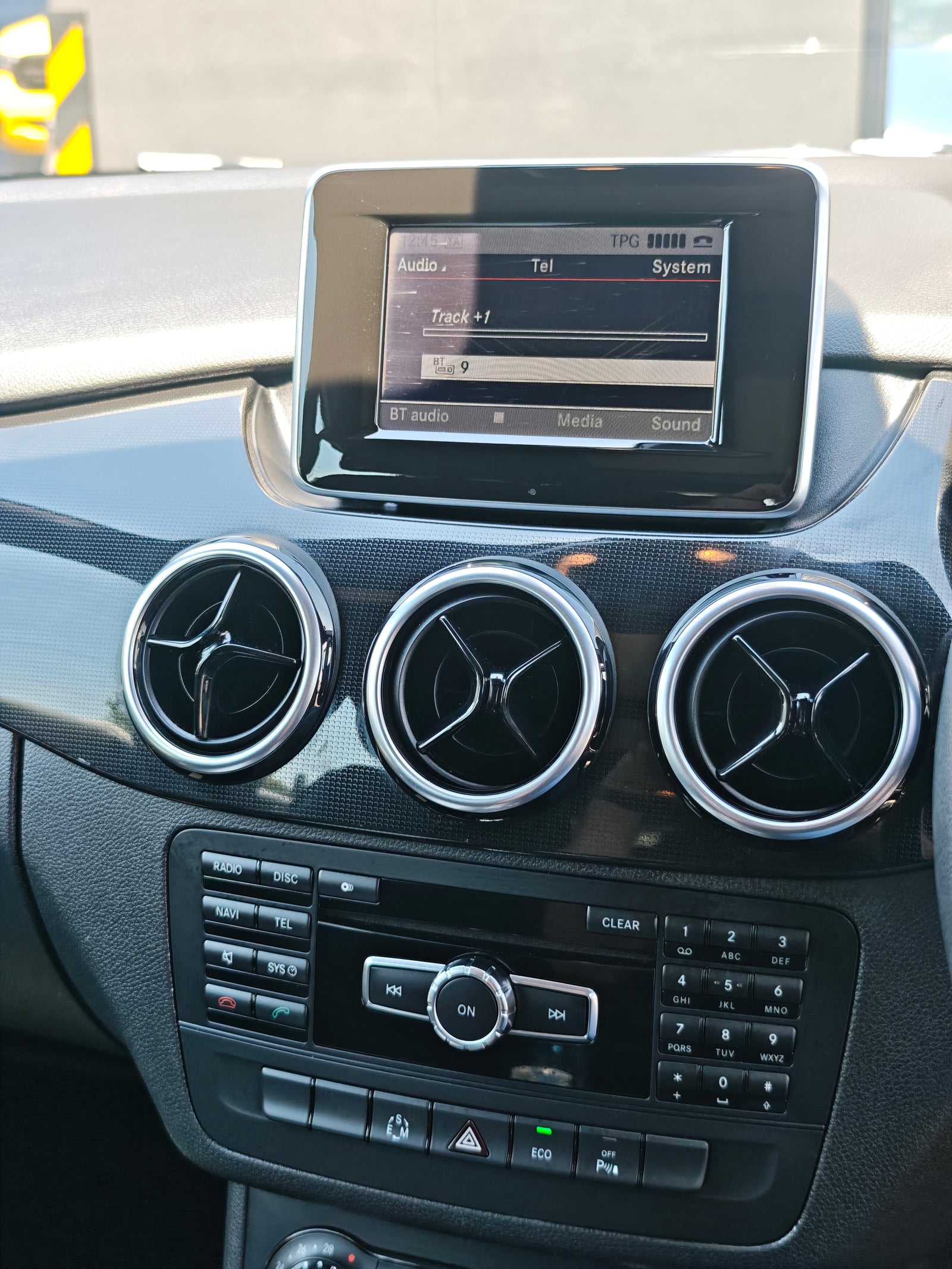 2013 Mercedes-Benz B180