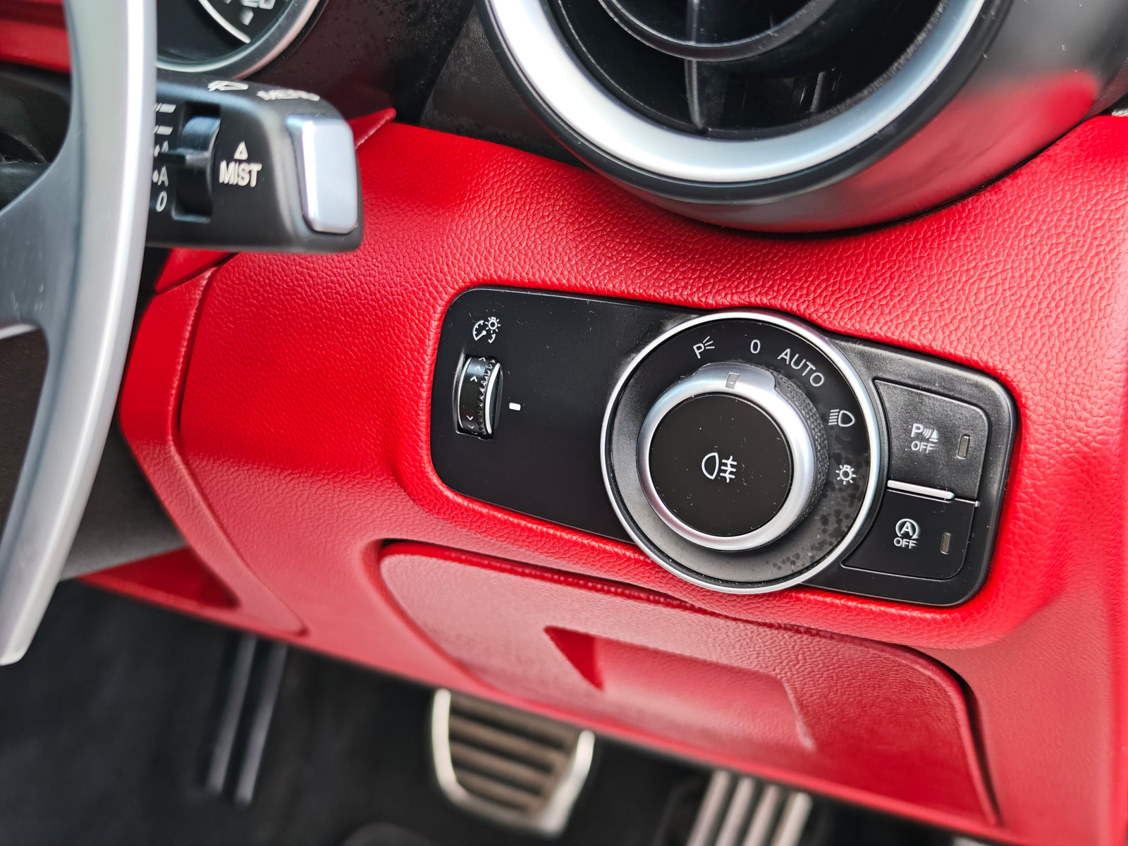 2019 Alfa Romeo Giulia Super