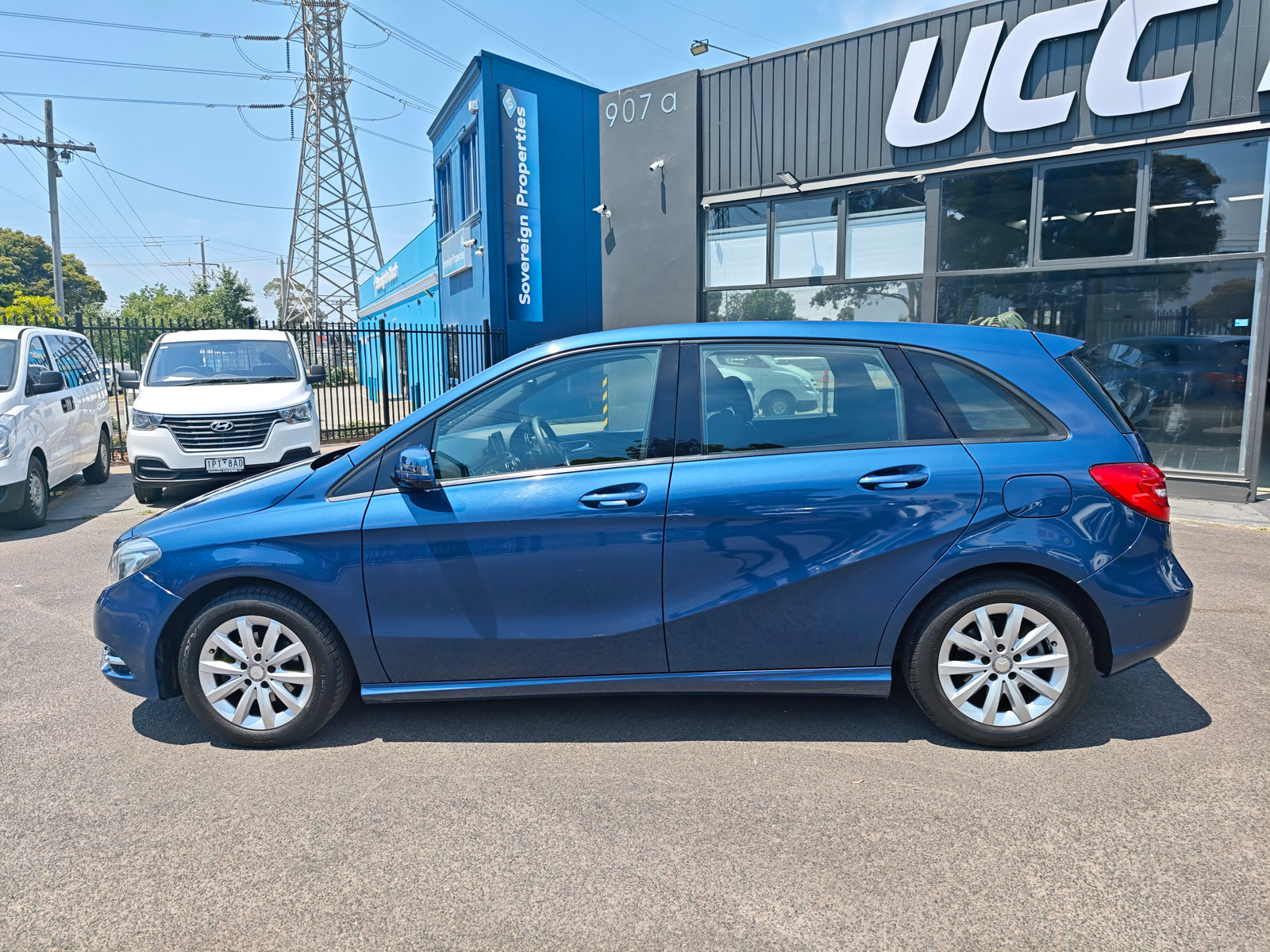 2013 Mercedes-Benz B180