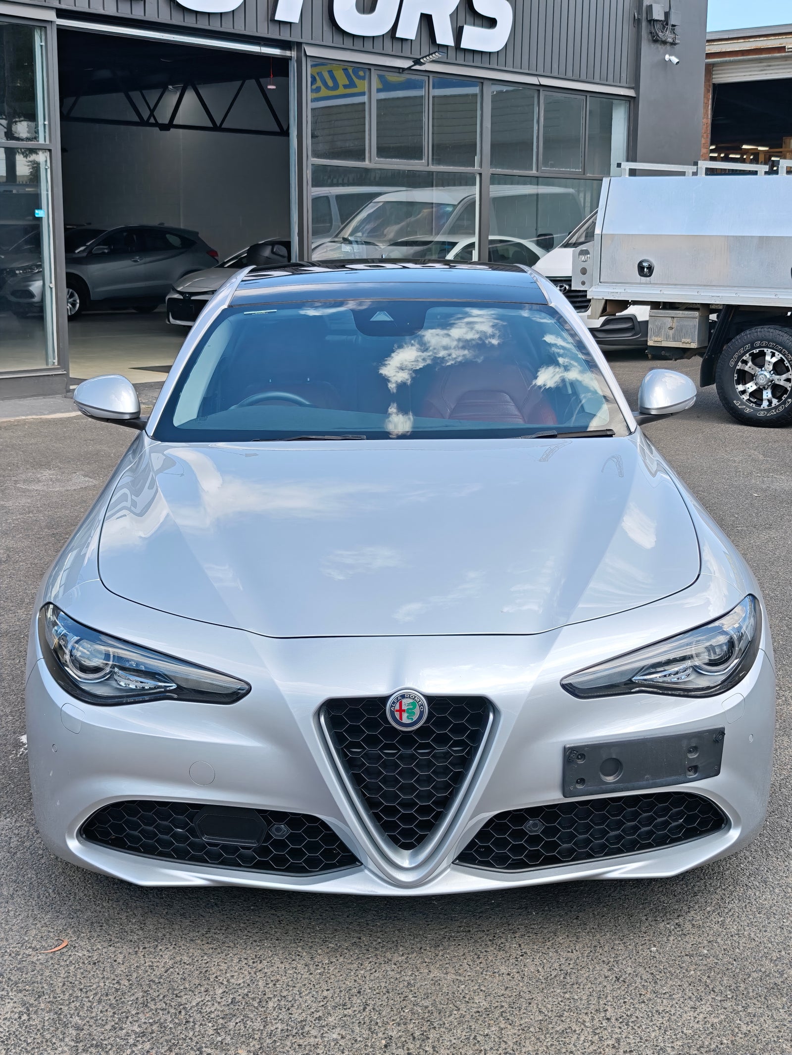 2019 Alfa Romeo Giulia Super
